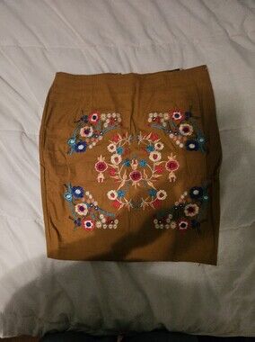 Juliana Embroidered Floral Pencil Skirt, Medium